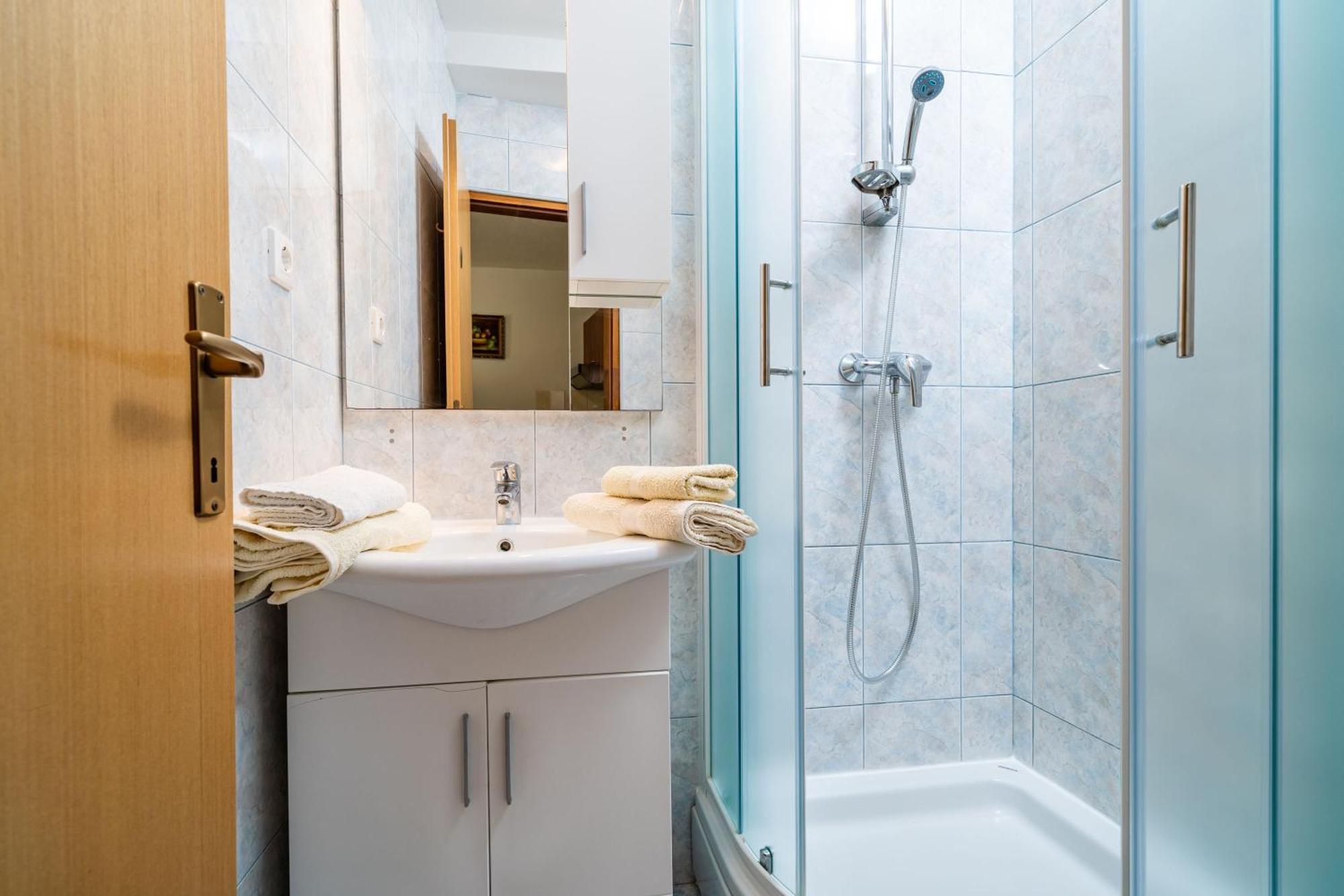 Apartment Zarac *